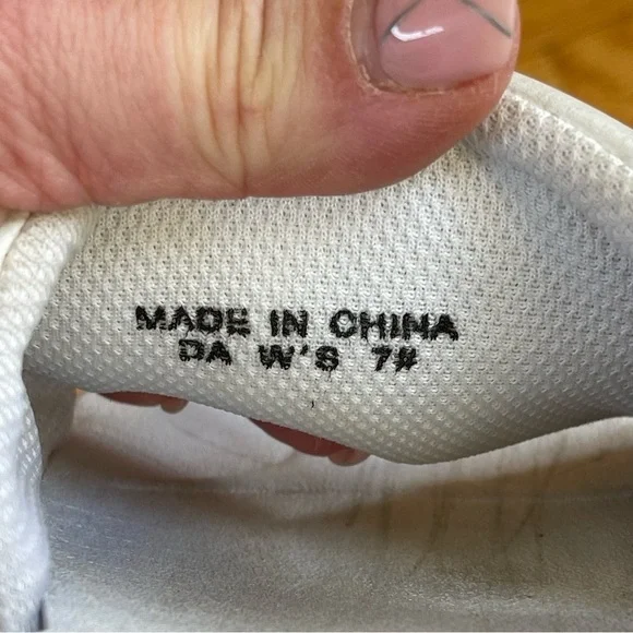 Fila Women's Disruptor Bold Slide Sandals Cushion Sole Red White Blue Sz 7 - Picture 10 of 10